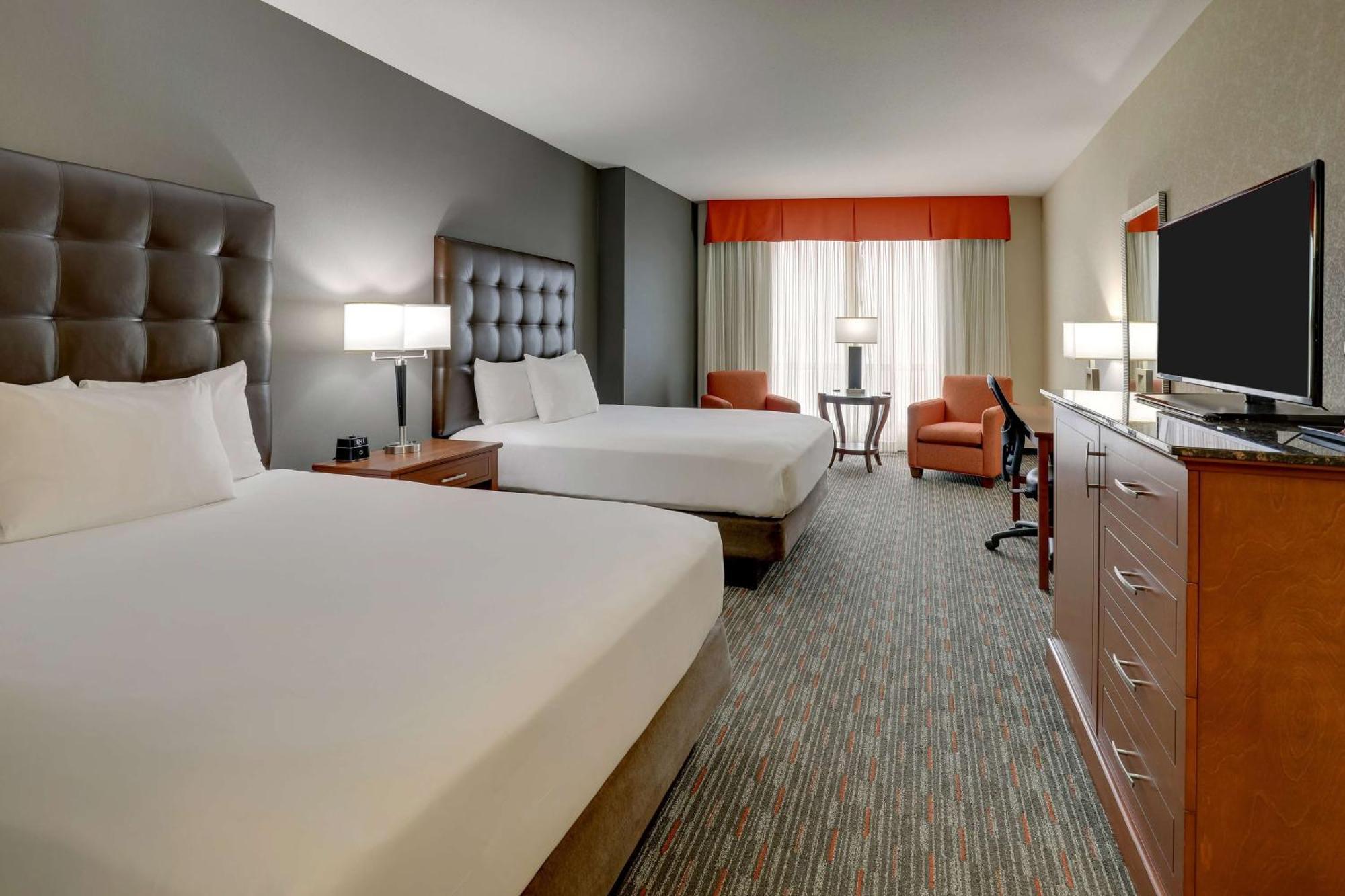 Drury Inn & Suites Charlotte Arrowood Exteriör bild