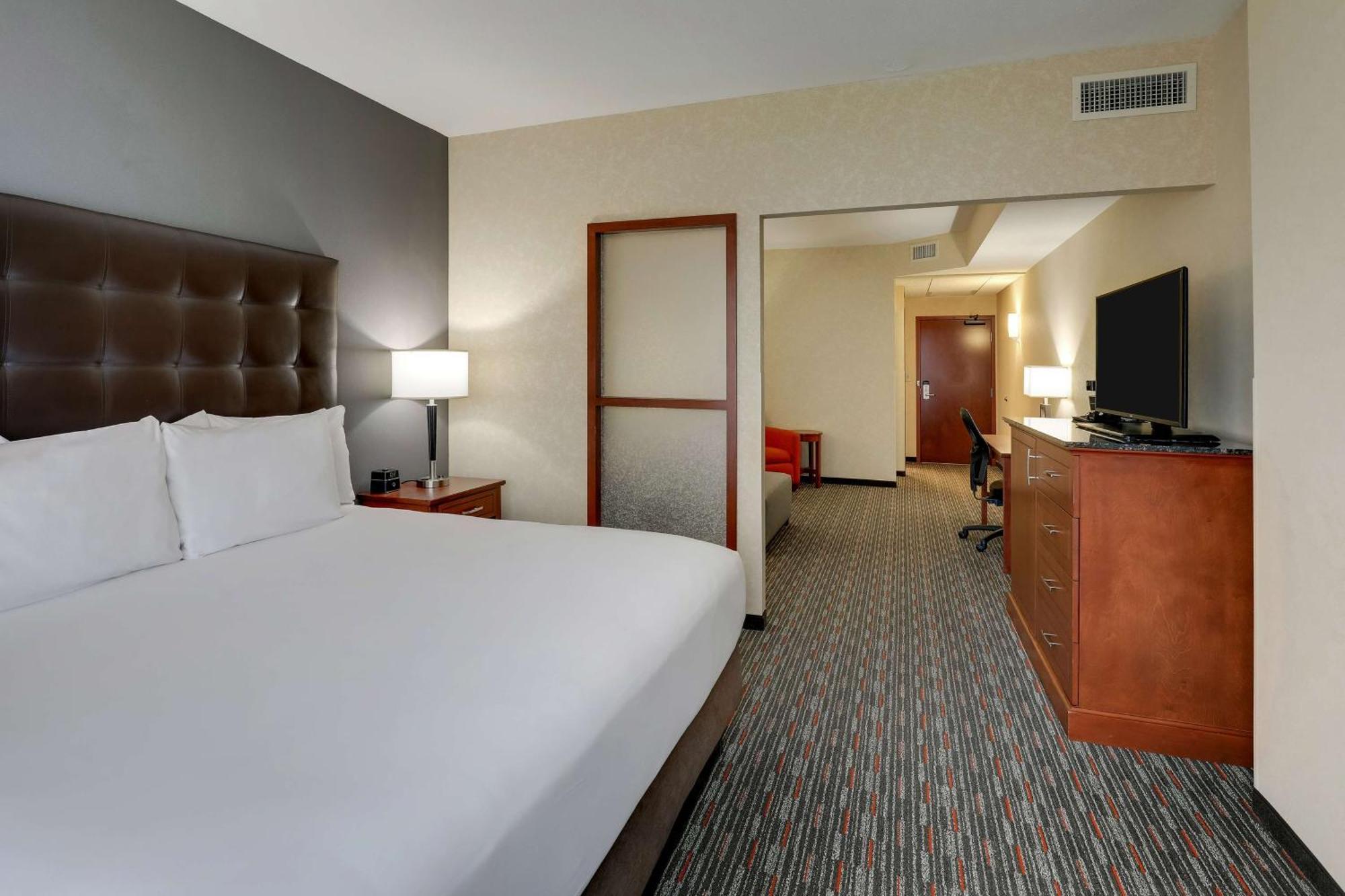 Drury Inn & Suites Charlotte Arrowood Exteriör bild