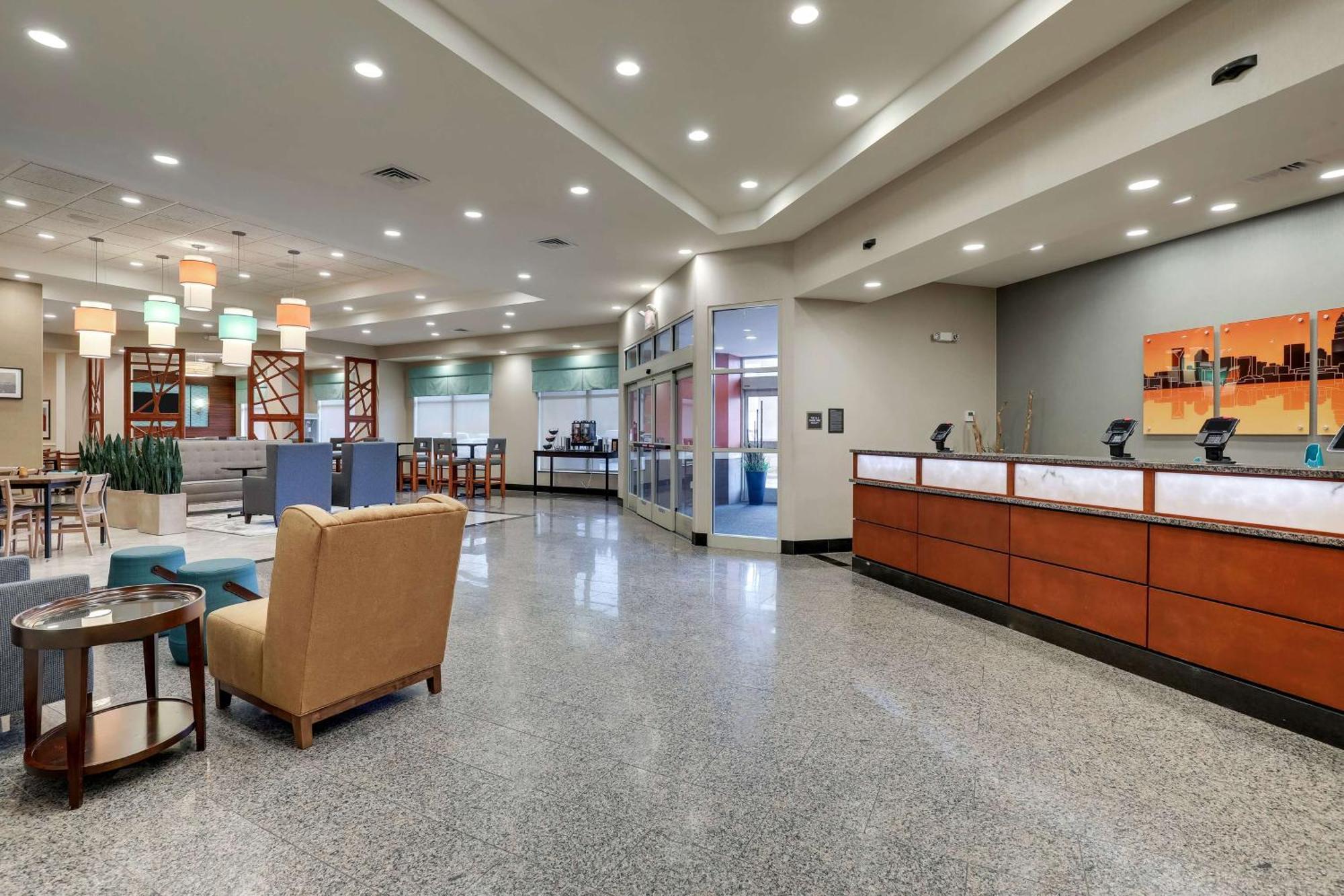 Drury Inn & Suites Charlotte Arrowood Exteriör bild