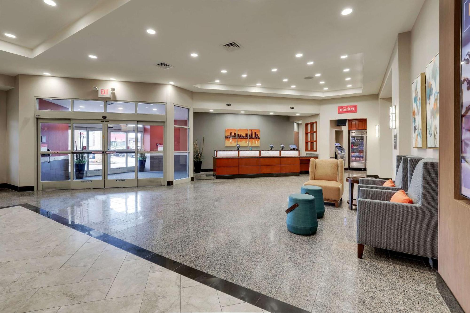 Drury Inn & Suites Charlotte Arrowood Exteriör bild